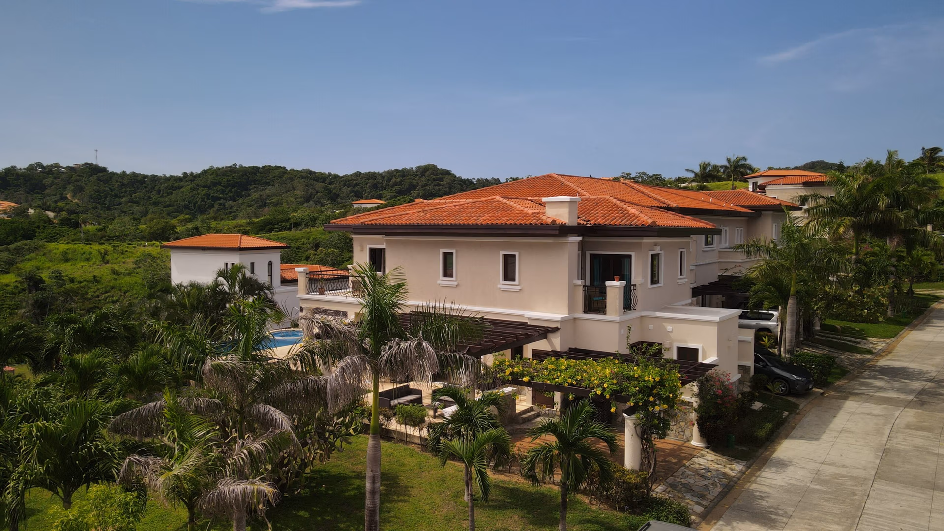 Villas at Pristine Bay Roatan